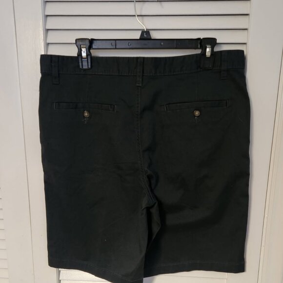 Men's Bermuda Shorts by George - Size 32 - Picture 3 of 5